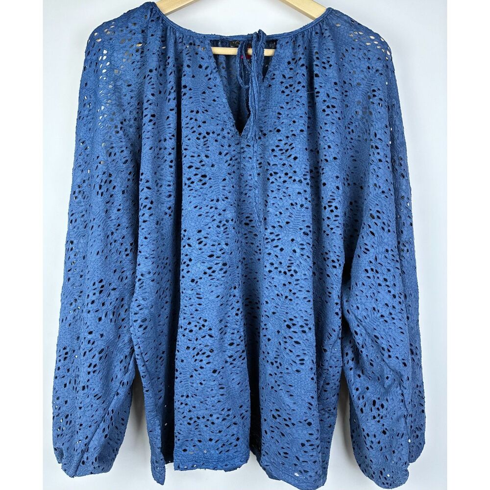 Vince Camuto Women's Lace Slit Sleeve Top Blue Size Large